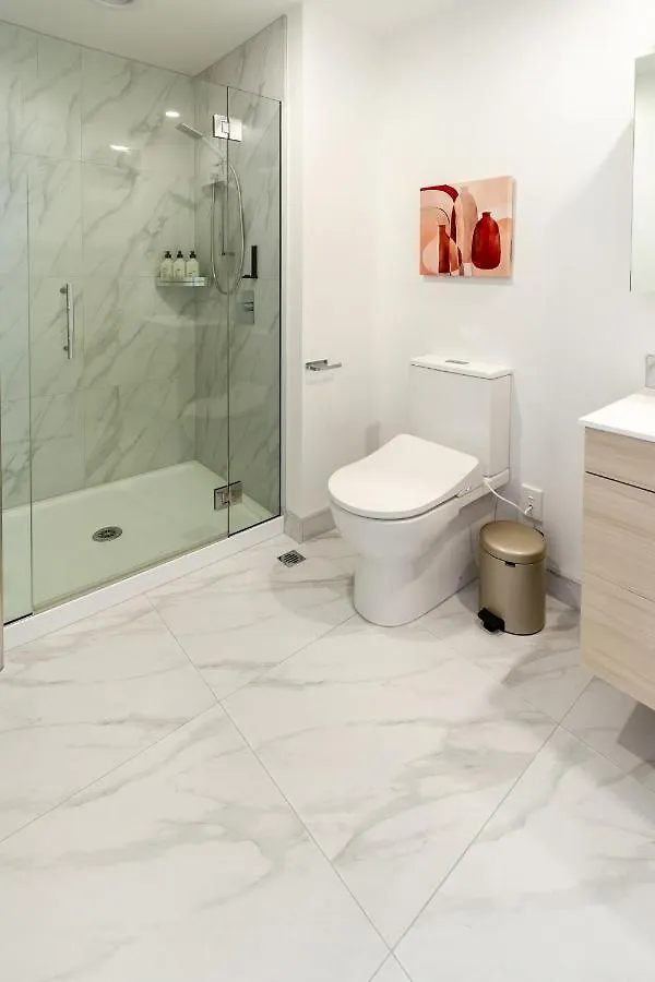 Sun Soaked Central Townhouse 2 Bed 2 Bath Christchurch New Zealand