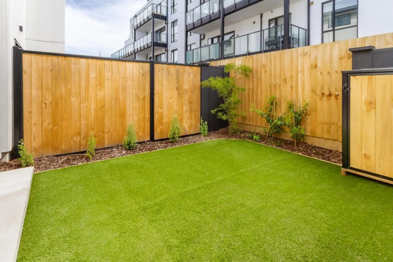 Apartment Sun Soaked Central Townhouse 2 Bed 2 Bath Christchurch